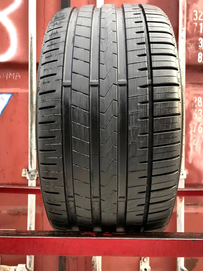 Б/у шина 285/35 R20 Falken Azenis FK-510