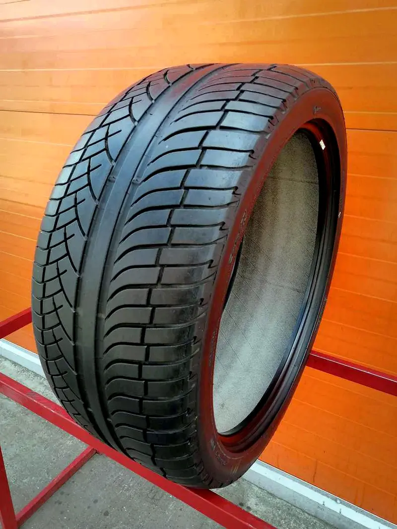 Б/у шина 285/35 R21 Michelin 4X4 Diamaris