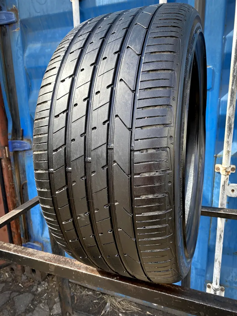 Б/у шина 285/35 R22 Hankook Ventus S1evo 2 SUV K117, фото 1
