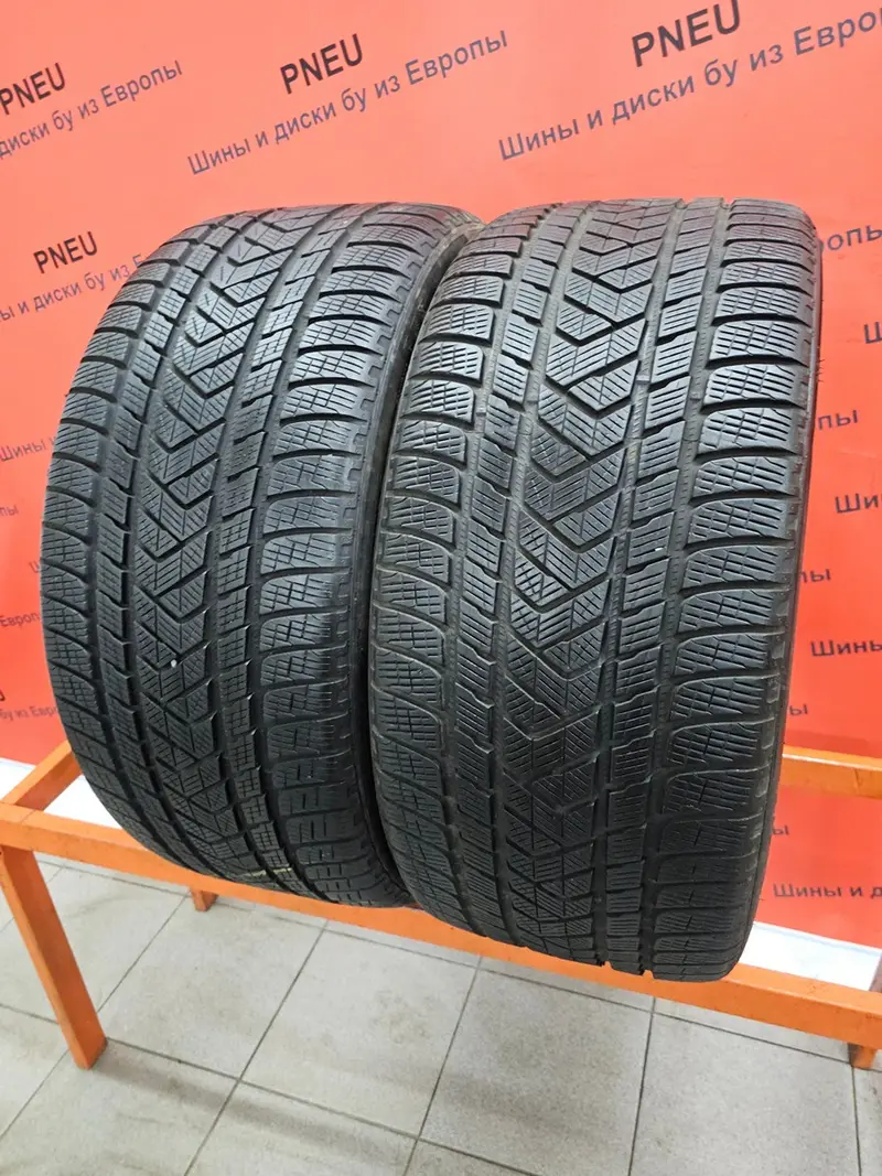 Пара б/у шин 285/35 R22 Pirelli Scorpion Winter