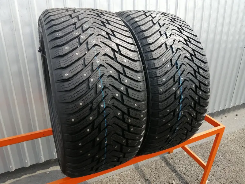 Пара новых шин 285/40 R19 Nokian Hakkapeliitta 8, фото 1