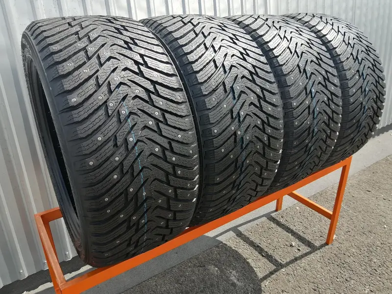 Комплект новых шин 285/40 R19 Nokian Hakkapeliitta 8, фото 1