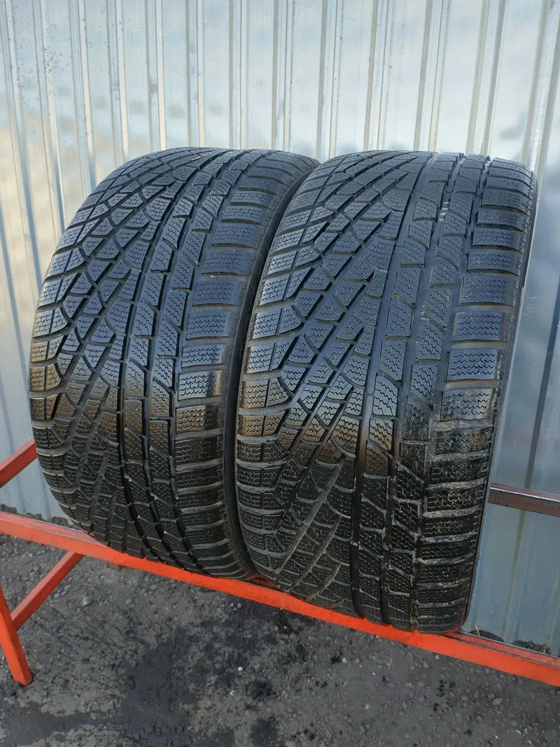 Пара б/у шин 285/40 R19 Pirelli Winter 240 Sottozero