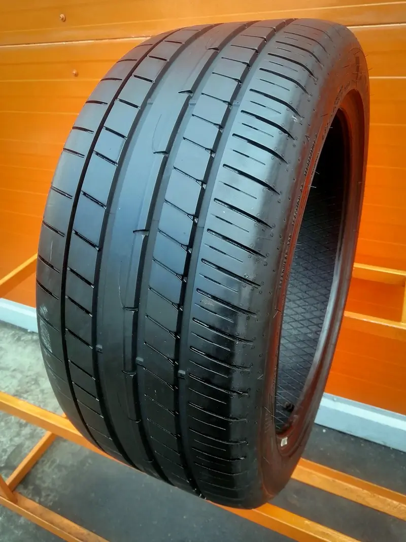 Б/у шина 285/40 R20 Dunlop SP Sport Maxx RT 2 MO