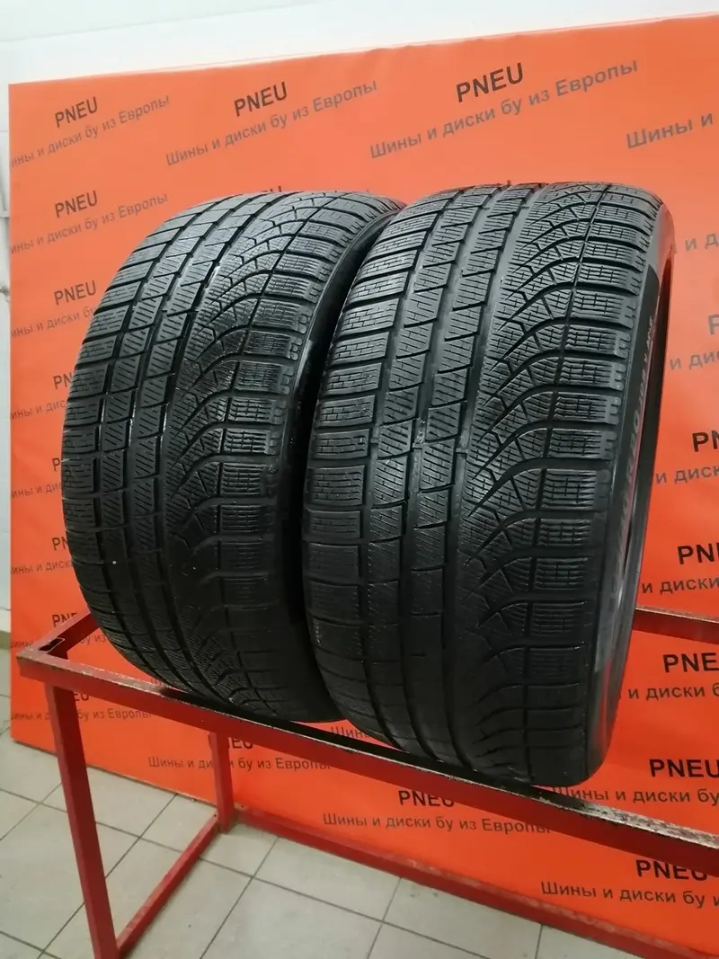Пара б/у шин 285/40 R20 Pirelli P Zero Winter