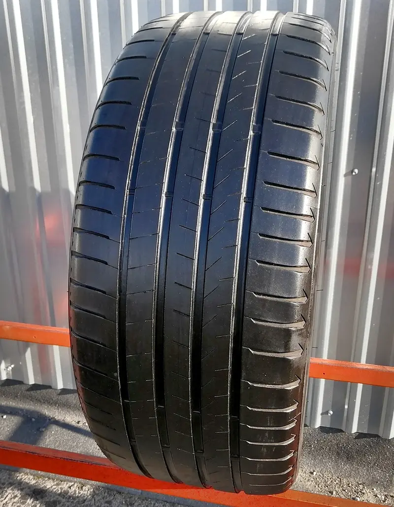 Б/у шина 285/40 R21 Bridgestone Alenza 001
