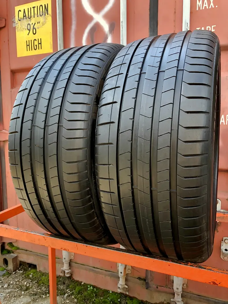 Пара б/у шин 285/40 R21 Pirelli P Zero PZ4