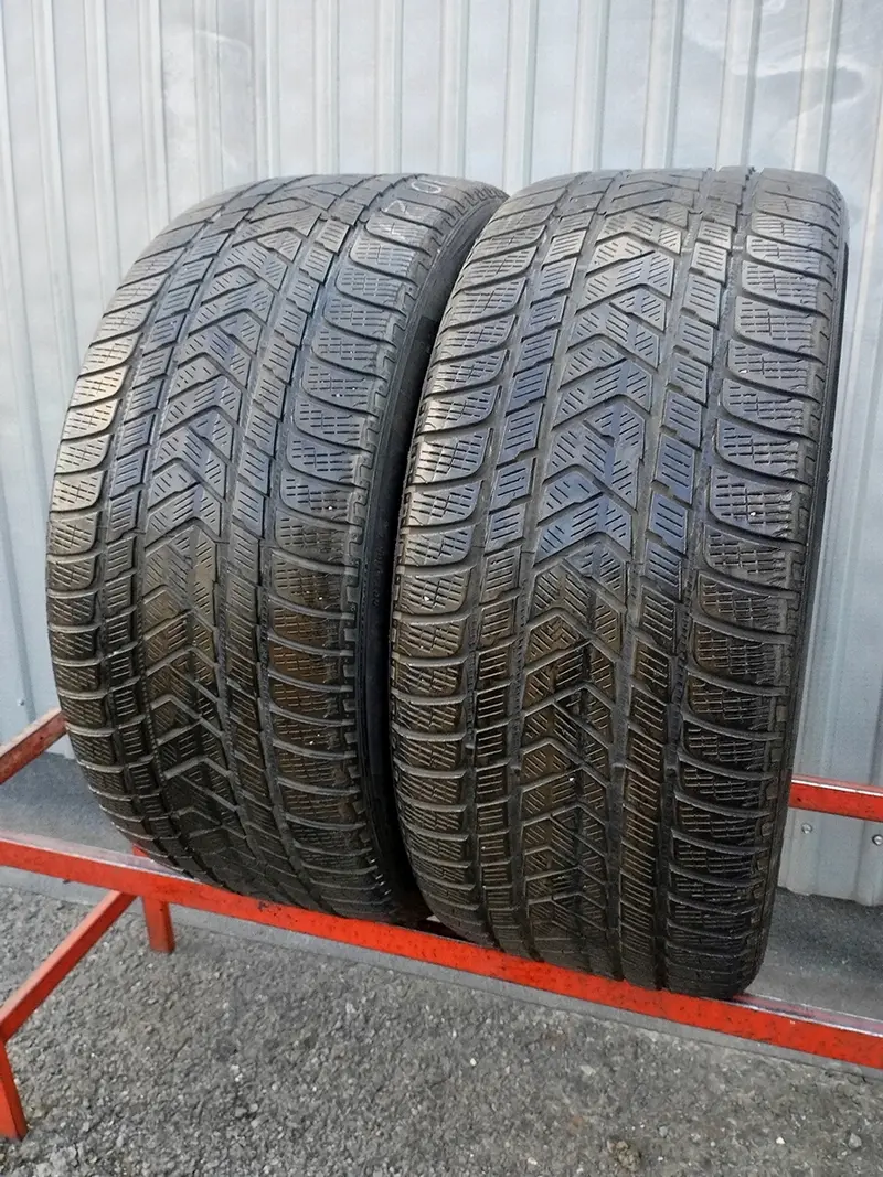 Пара б/у шин 285/40 R21 Pirelli Scorpion Winter