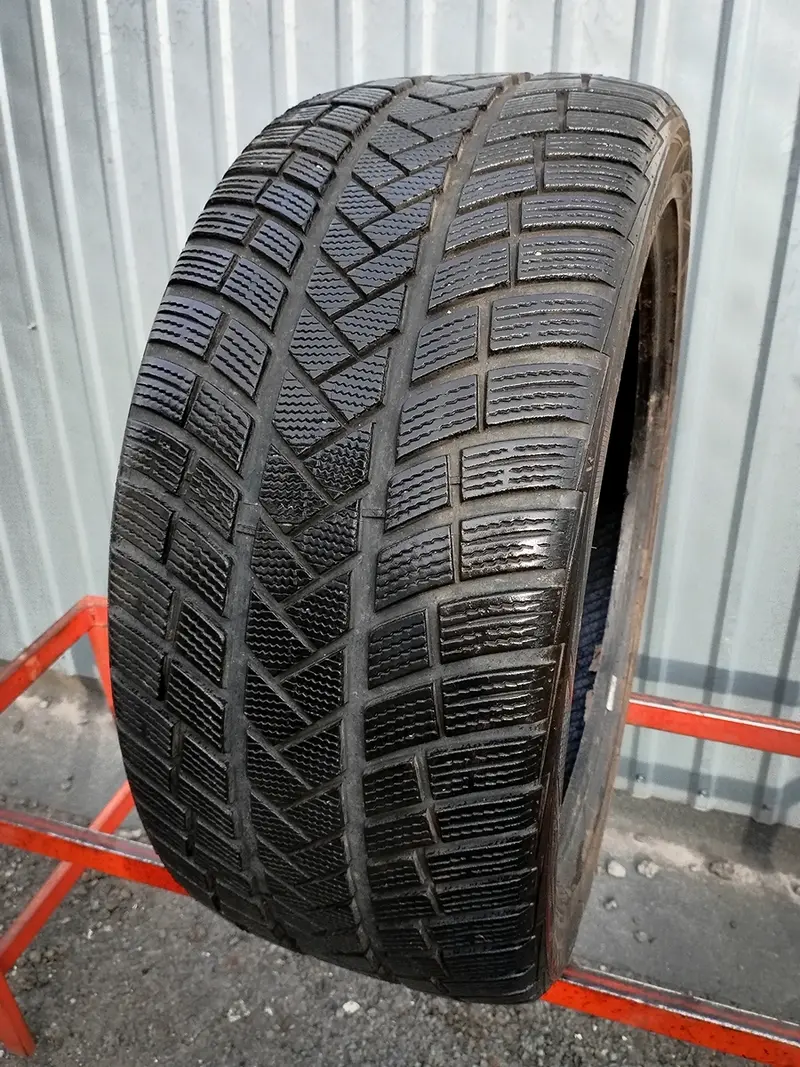 Б/у шина 285/40 R21 Vredestein Wintrac Pro