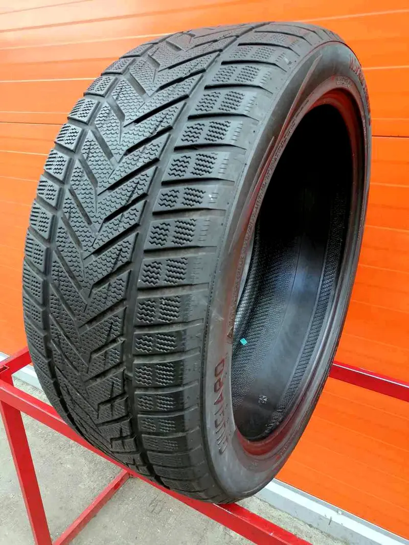 Б/у шина 285/40 R22 Vredestein Wintrac Xtreme S