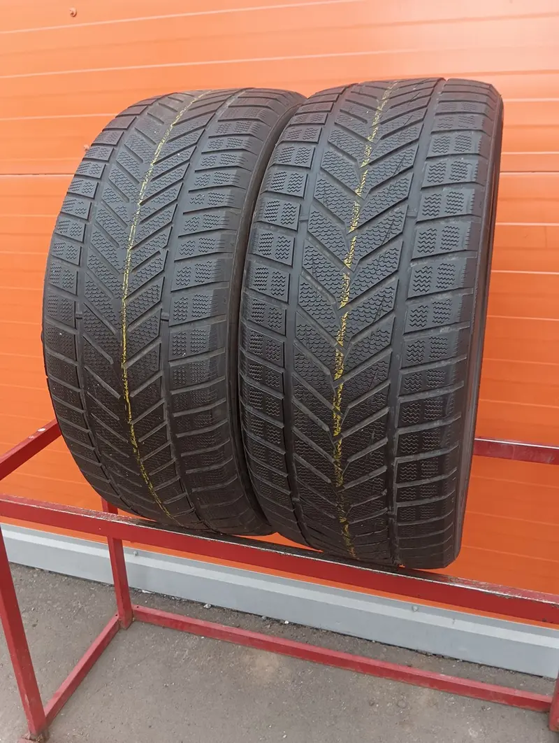 Пара б/у шин 285/40 R22 Vredestein Wintrac Xtreme S