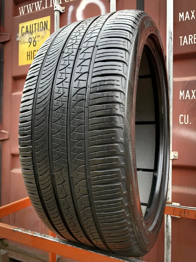 Б/у шина 285/40 R23 Pirelli Scorpion Zero All Season