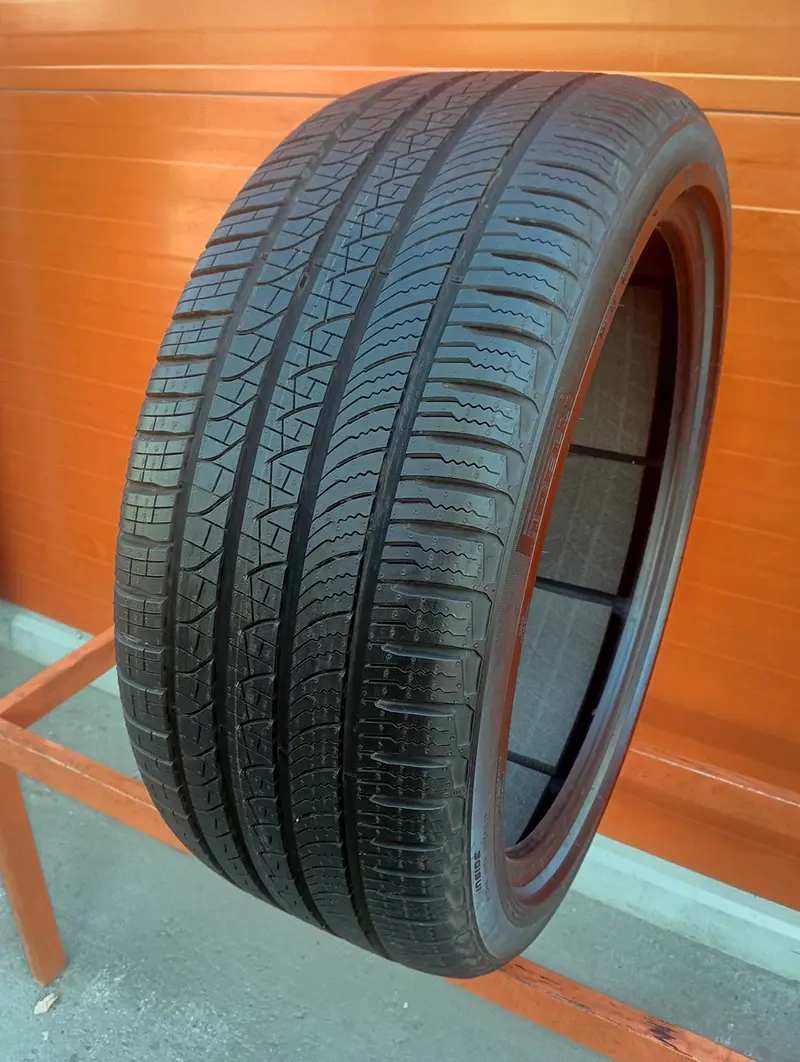 Б/у шина 285/40 R23 Pirelli Scorpion Zero Asimmetrico
