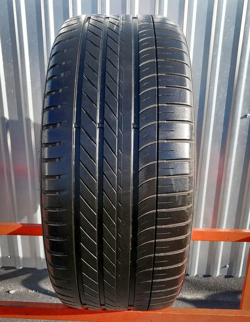 Б/у шина 285/45 R20 Goodyear Eagle F1 Asymmetric SUV
