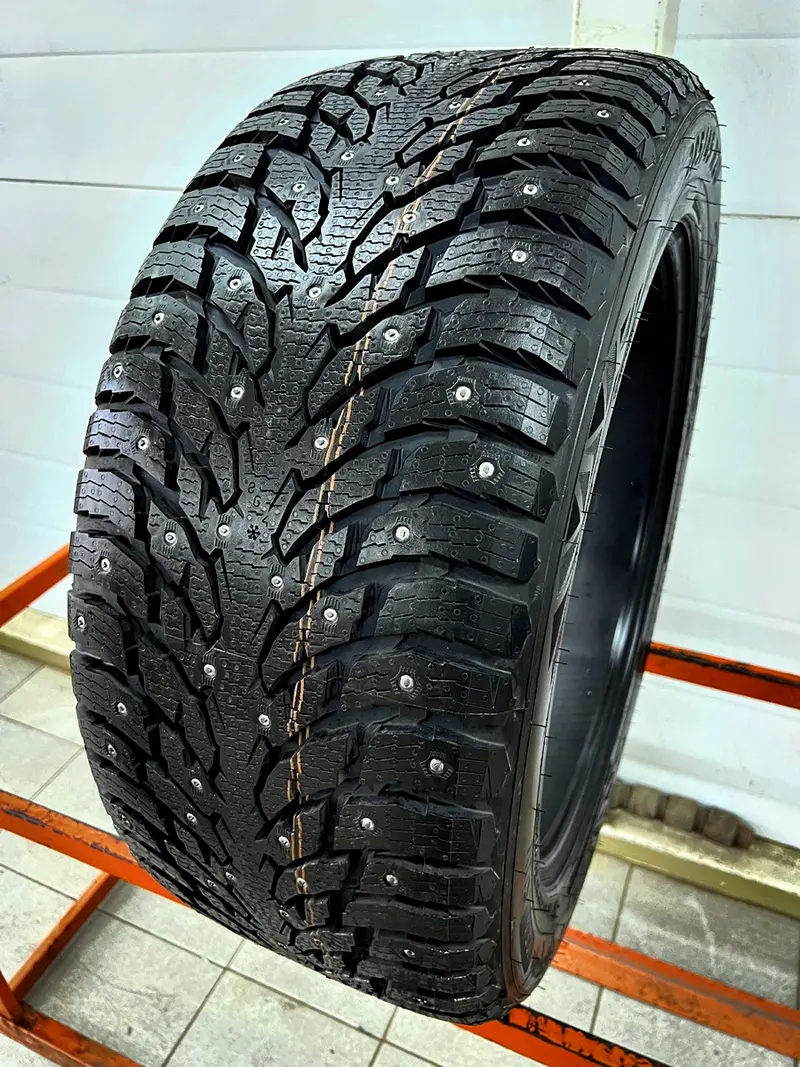 Новая шина 285/45 R20 Ikon Tyres Autograph Ice 9 SUV