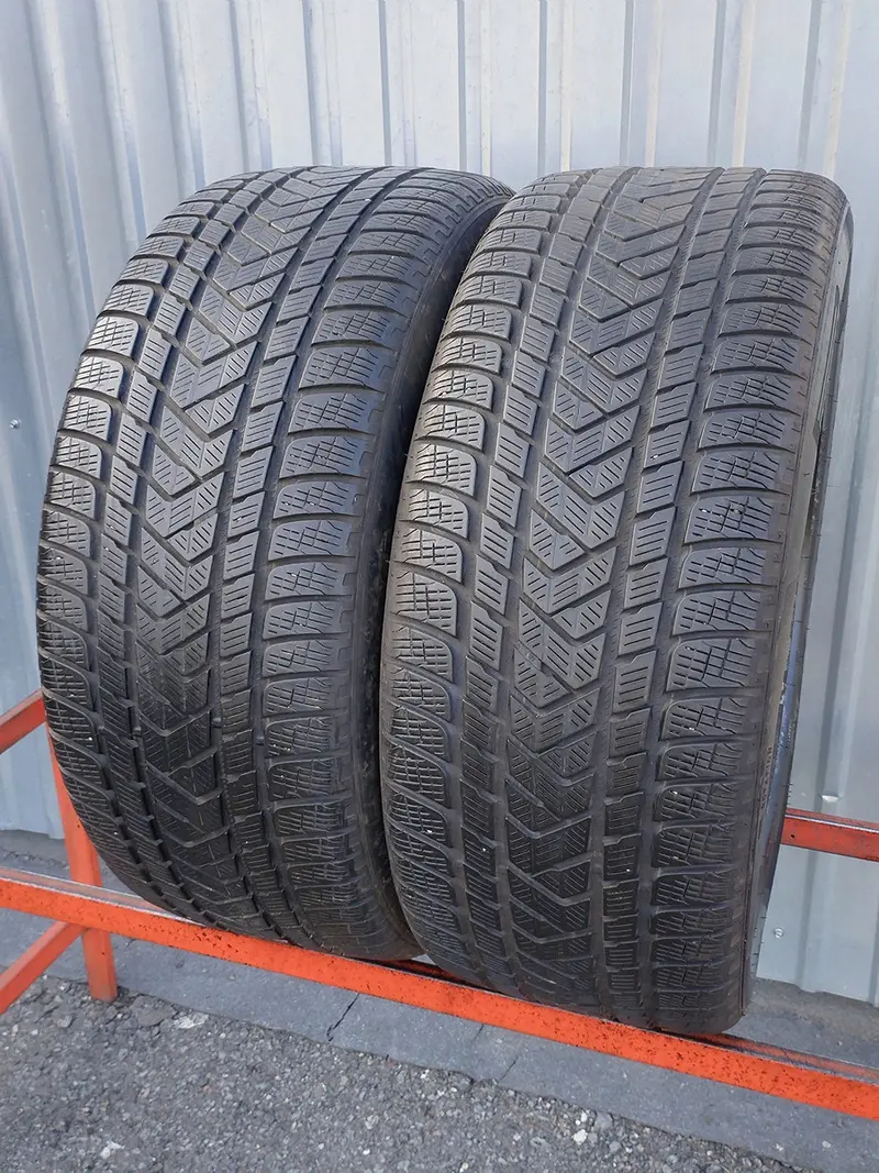 Пара б/у шин 285/45 R20 Pirelli Scorpion Winter