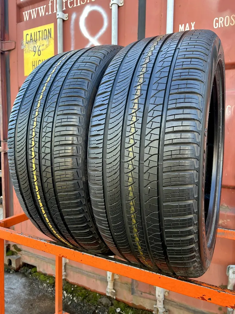 Пара б/у шин 285/45 R22 Pirelli Scorpion Zero All Season