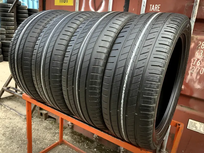 Комплект б/у шин 285/45 R22 RoadX RKQuest SU01