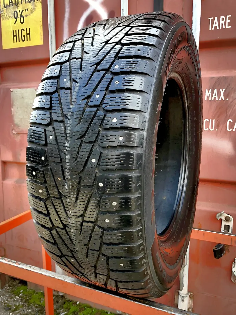 Б/у шина 285/60 R18 Nokian Hakkapeliitta 7, фото 1