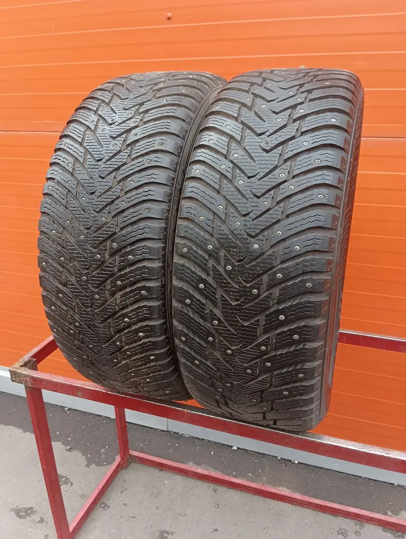 Пара б/у шин 285/60 R18 Nokian Hakkapeliitta 8 SUV