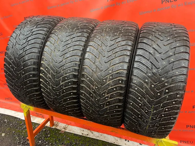 Комплект б/у шин 285/60 R18 Nokian Hakkapeliitta 8 SUV