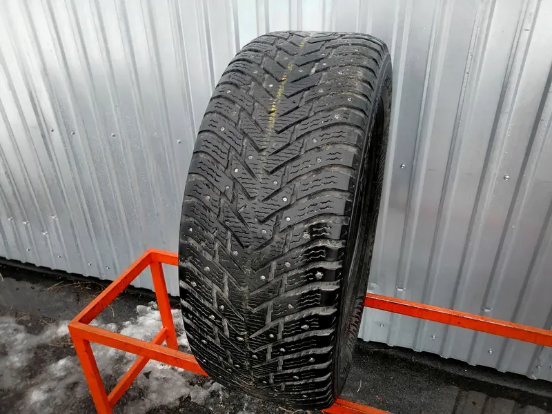 Б/у шина 285/60 R18 Nokian Hakkapeliitta 8 SUV