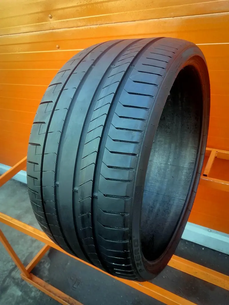 Б/у шина 295/25 R22 Pirelli P Zero PZ4