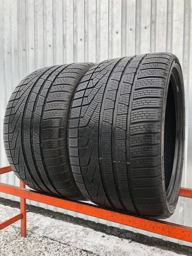Пара б/у шин 295/30 R19 Pirelli Winter 240 Sottozero 2