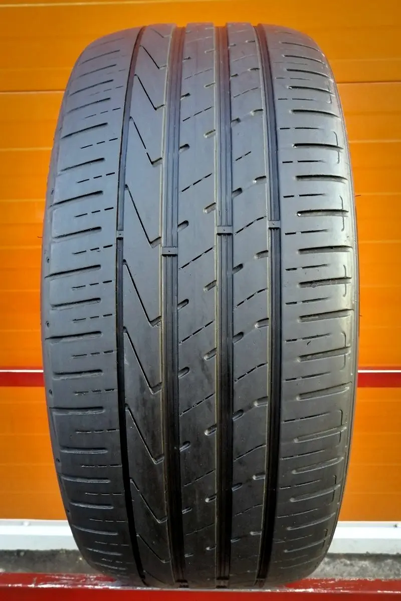 Б/у шина 295/30 R22 Hankook Ventus S1evo 2 SUV K117