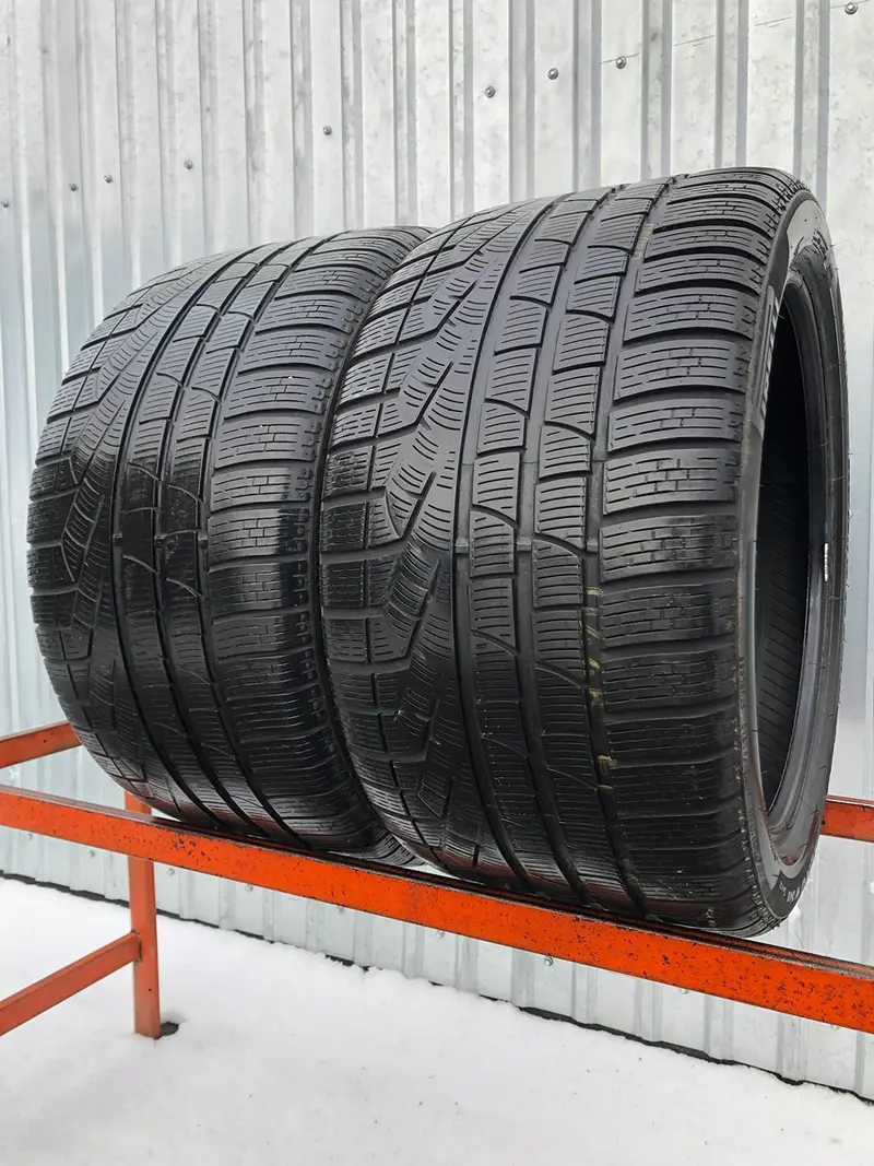 Пара б/у шин 295/35 R18 Pirelli Winter 240 Sottozero 2