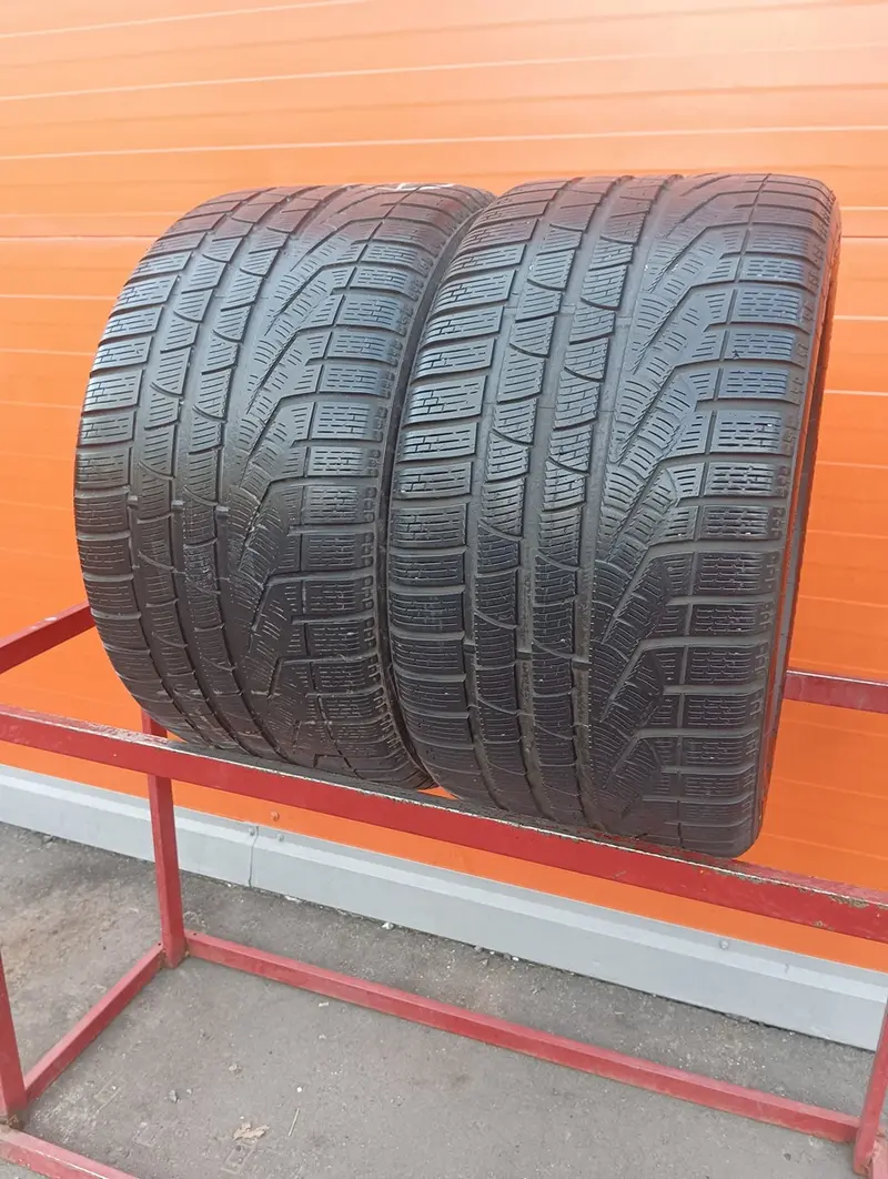 Пара б/у шин 295/35 R19 Pirelli Winter 240 Sottozero 2