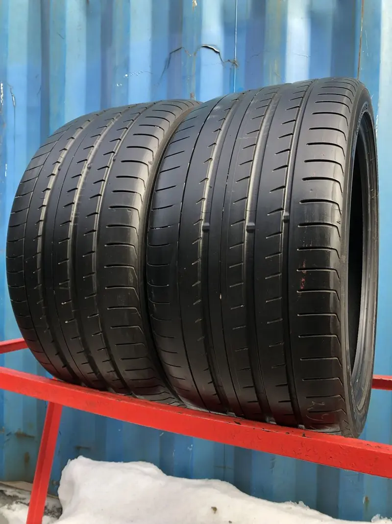 Пара б/у шин 295/35 R20 Yokohama Advan Sport V105