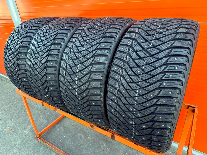 Комплект новых шин 295/35 R21 Goodyear Ultra Grip Arctic 2 SUV, фото 1