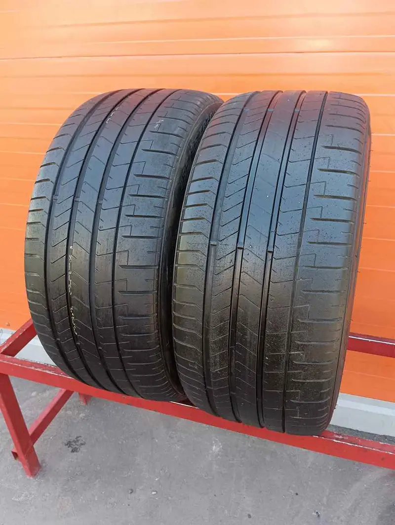 Пара б/у шин 295/35 R21 Pirelli P Zero PZ4
