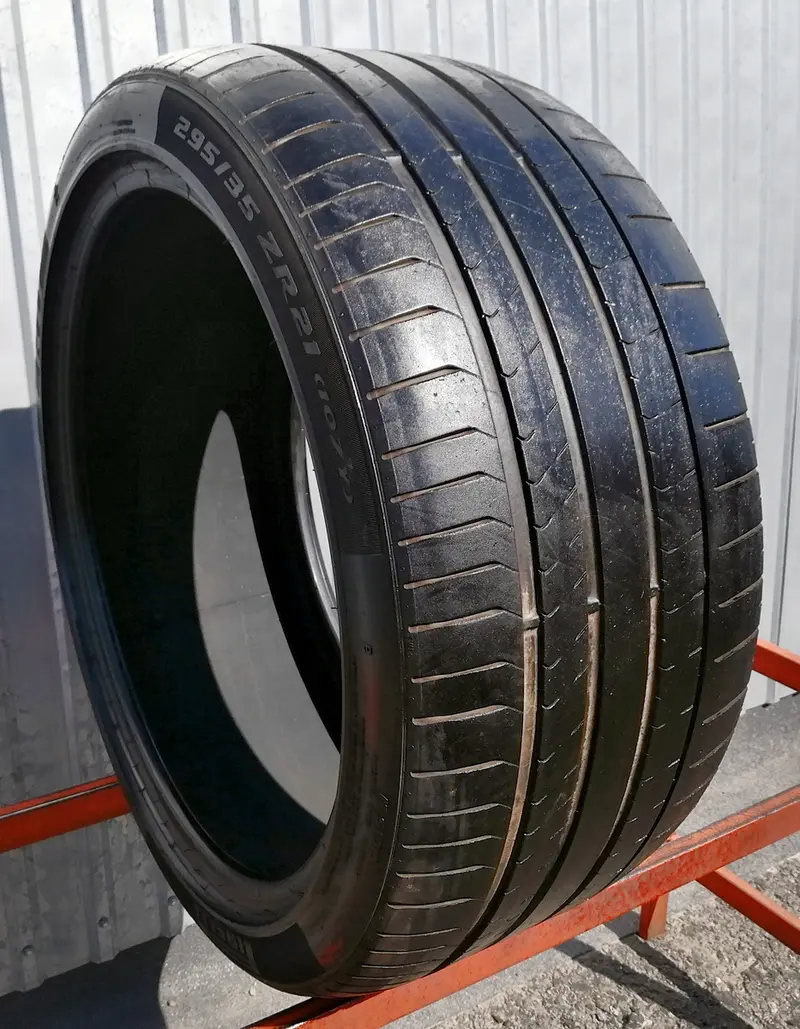 Б/у шина 295/35 R21 Pirelli P Zero PZ4, фото 1