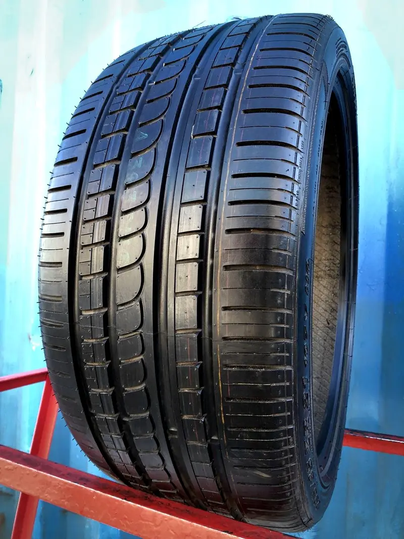 Б/у шина 295/35 R21 Pirelli P Zero Rosso, фото 1