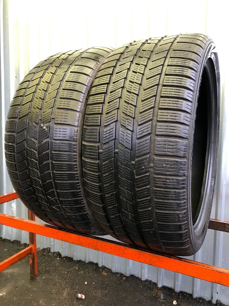 Пара б/у шин 295/35 R21 Pirelli Scorpion Ice & Snow