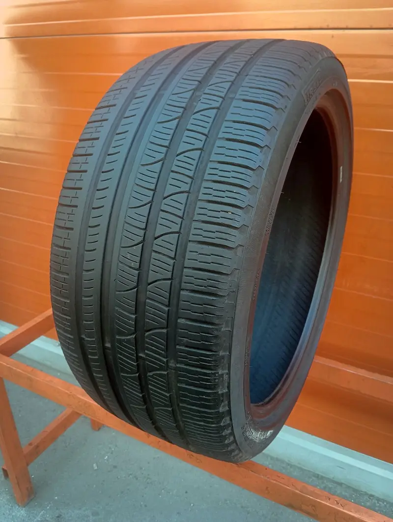 Б/у шина 295/35 R21 Pirelli Scorpion Verde All Season