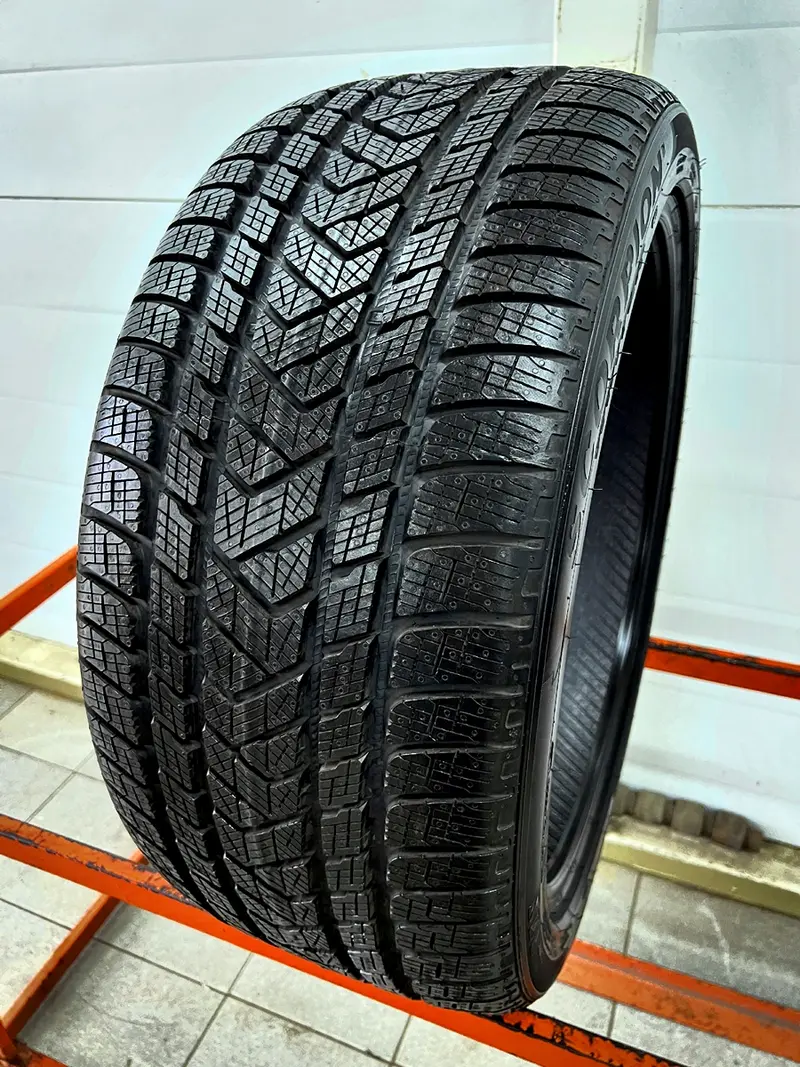 Новая шина 295/35 R21 Pirelli Scorpion Winter, фото 1