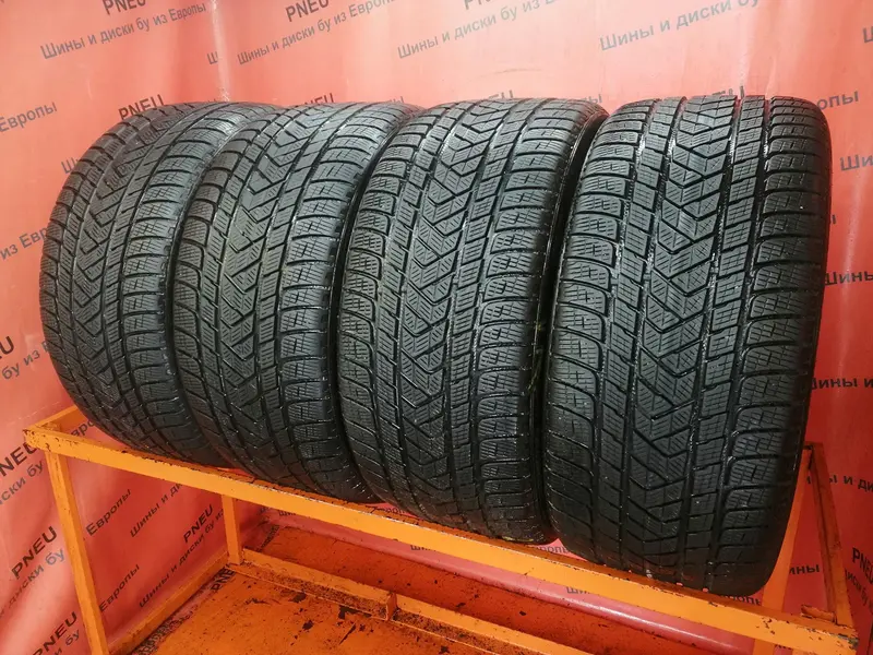 Комплект б/у шин 295/35 R21 Pirelli Scorpion Winter