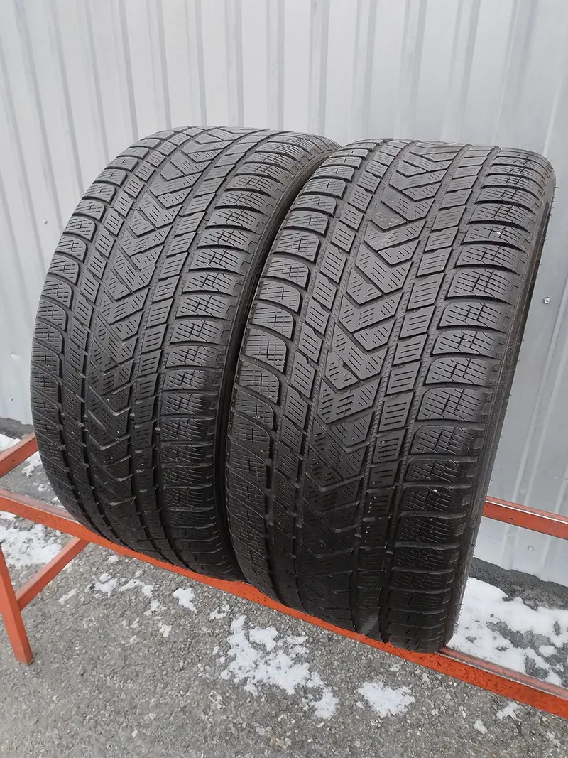 Пара б/у шин 295/35 R21 Pirelli Scorpion Winter, фото 1