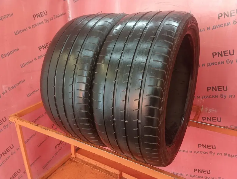 Пара б/у шин 295/35 R21 Yokohama Advan Sport V105