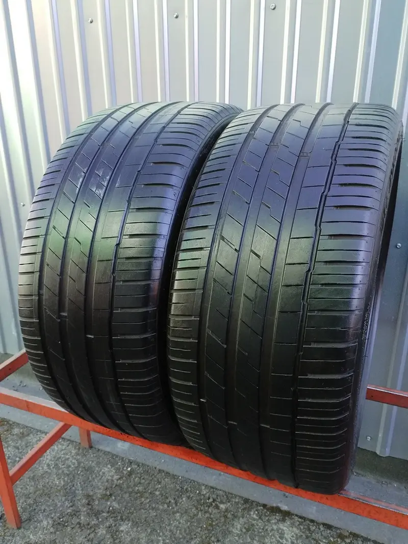 Пара б/у шин 295/35 R23 Hankook Ventus S1 Evo3 K127