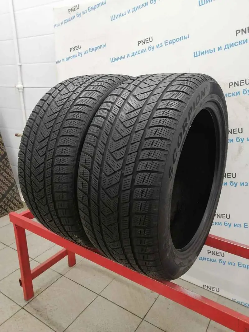 Пара б/у шин 295/40 R20 Pirelli Scorpion Winter