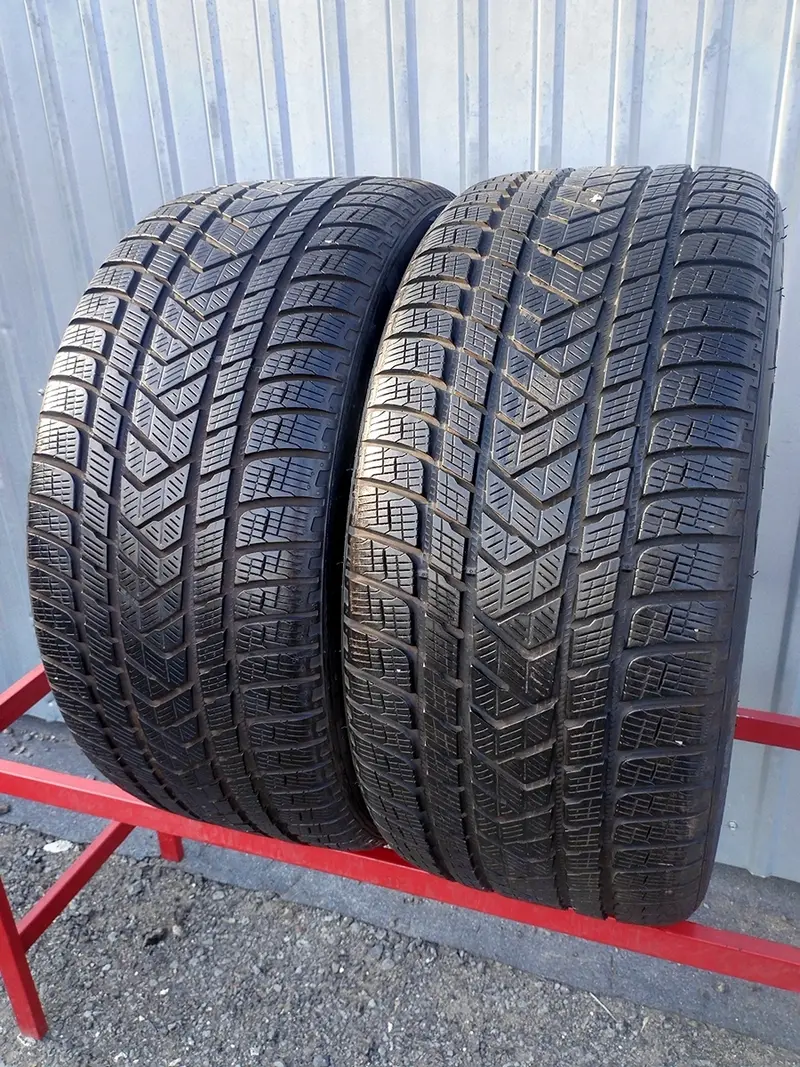 Пара б/у шин 295/40 R20 Pirelli Scorpion Winter