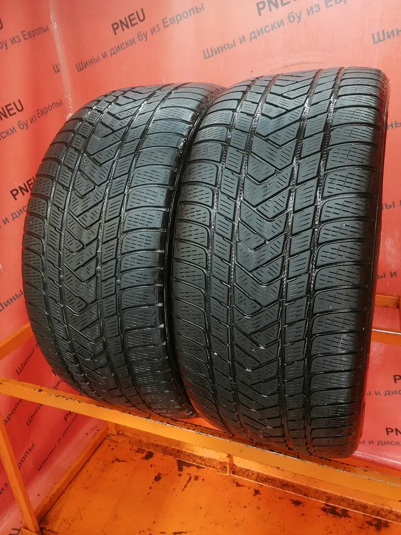 Пара б/у шин 295/40 R21 Pirelli Scorpion Winter
