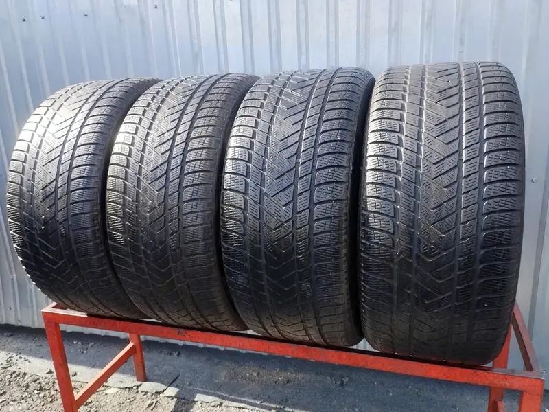 Комплект б/у шин 295/45 R19 Pirelli Scorpion Winter