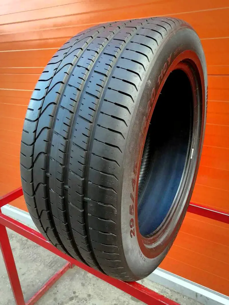 Б/у шина 295/45 R20 Pirelli P Zero RunFlat