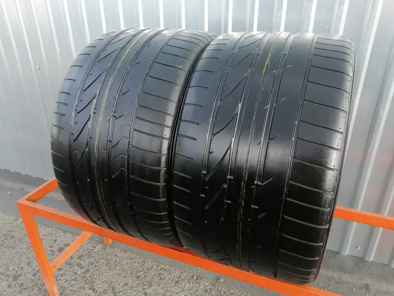 Пара б/у шин 305/30 R19 Bridgestone Potenza RE 050A