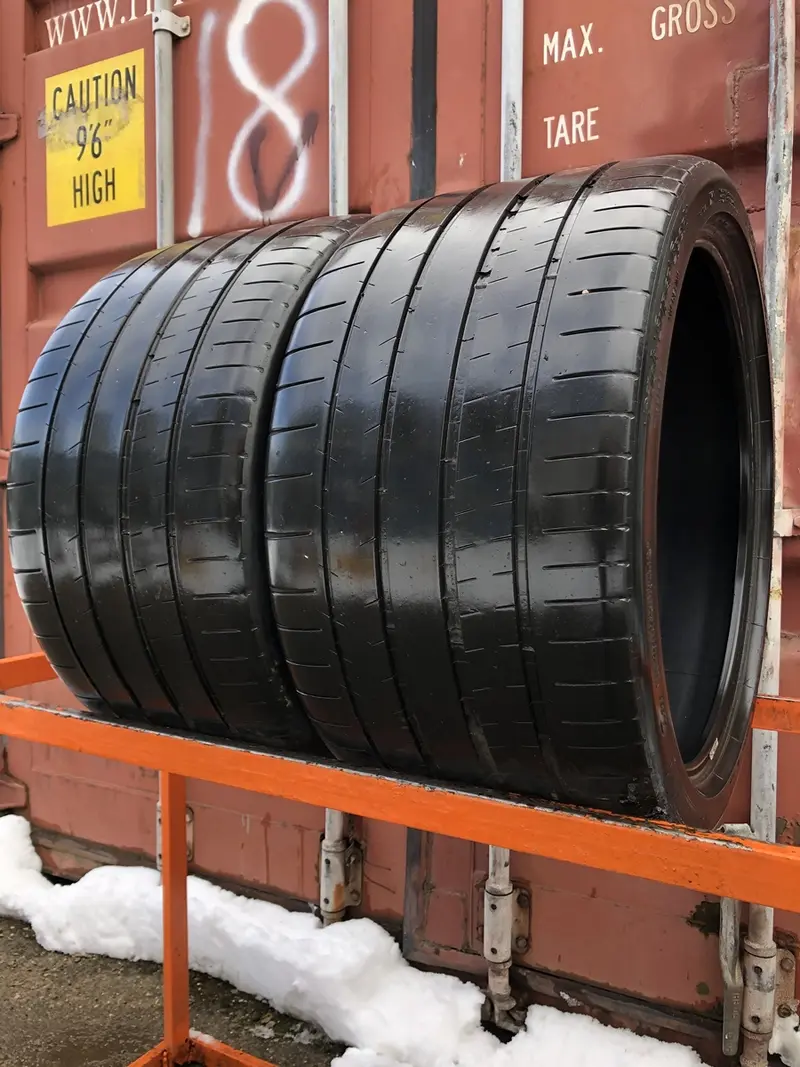 Пара б/у шин 305/30 R19 Michelin Pilot Super Sport